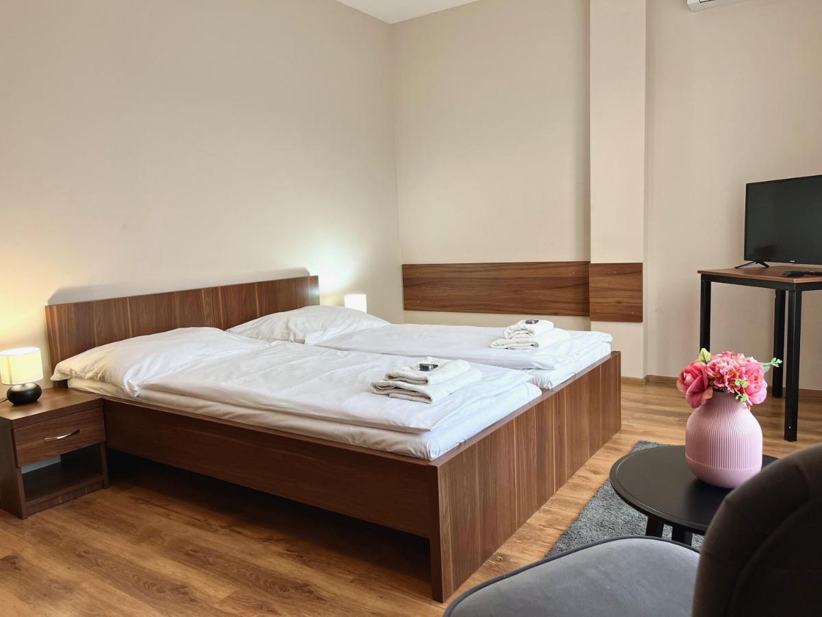 Hotel Arena Brumov ภายนอก รูปภาพ
