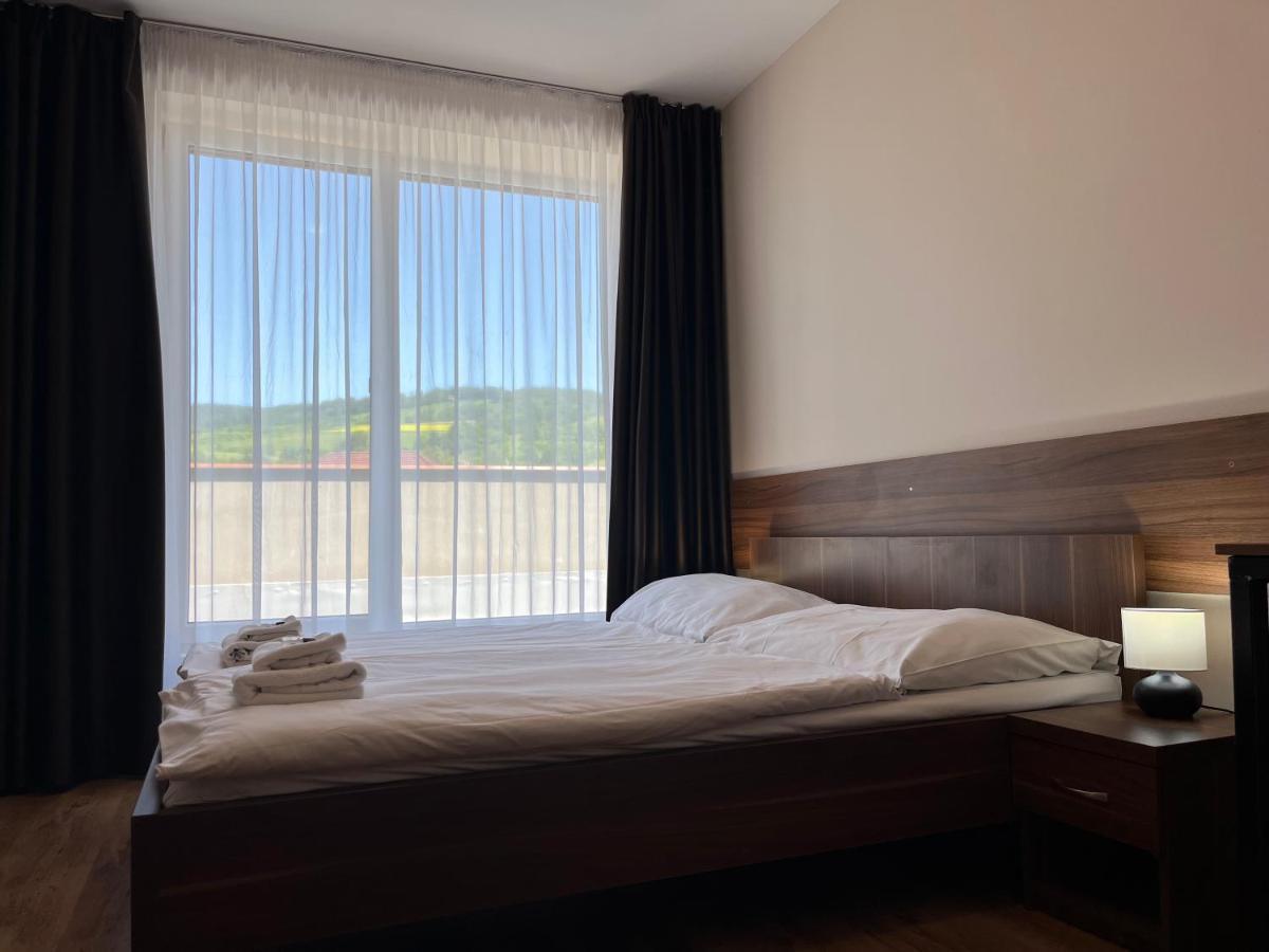 Hotel Arena Brumov ภายนอก รูปภาพ