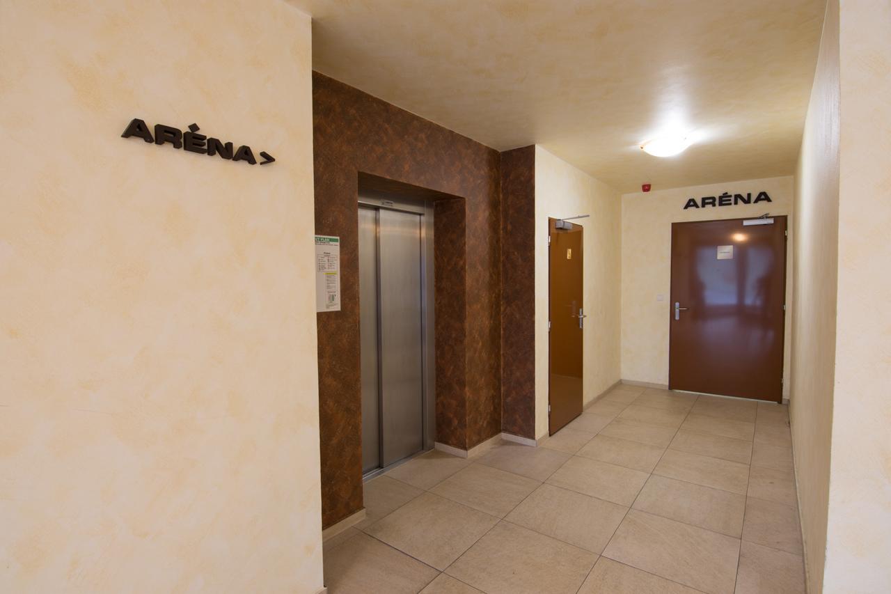 Hotel Arena Brumov ภายนอก รูปภาพ